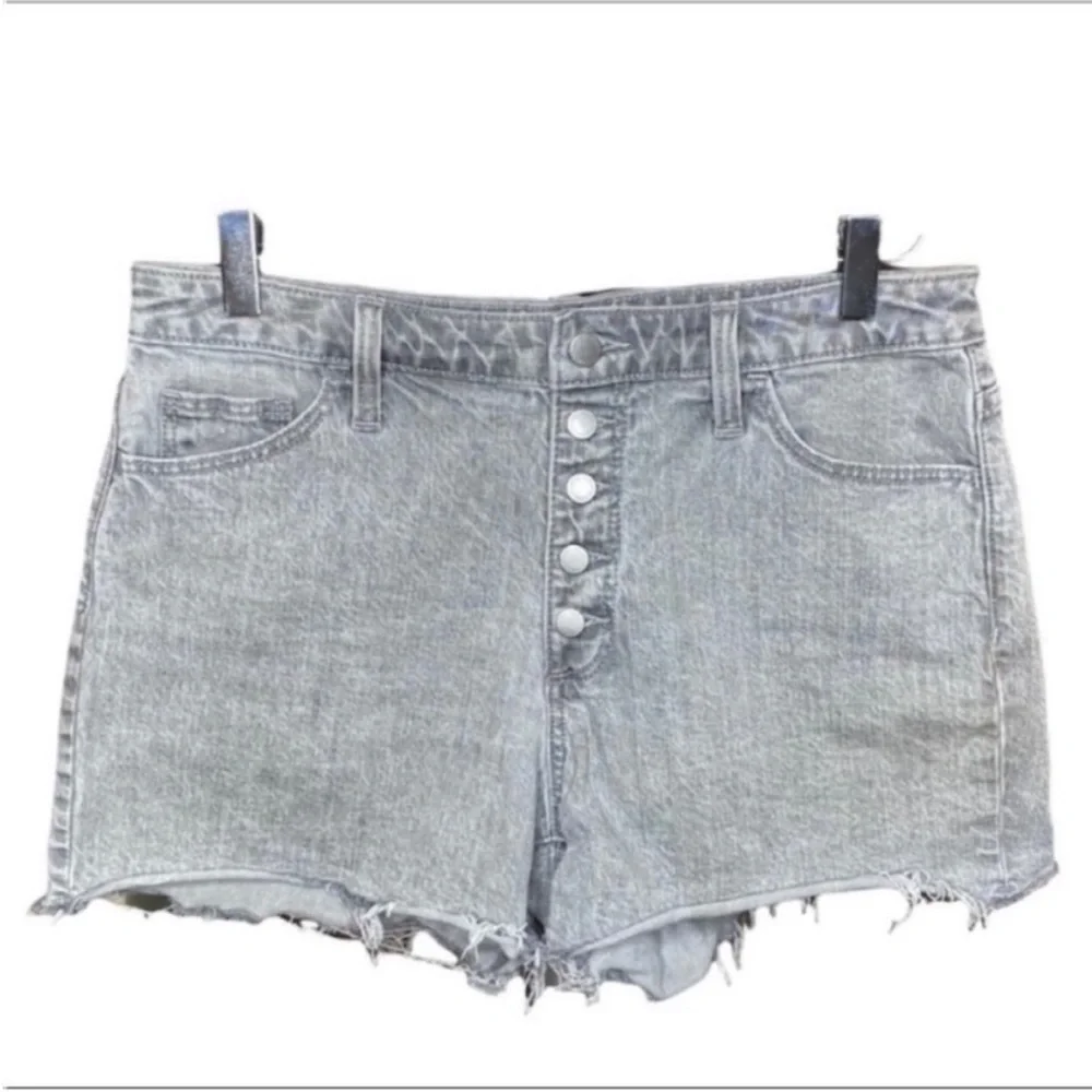 UNIVERSAL THREAD vintage midi jean shorts 8 / 29R